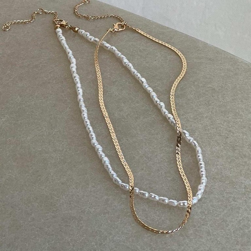 Princess Polly Gold and White Beaded Necklace